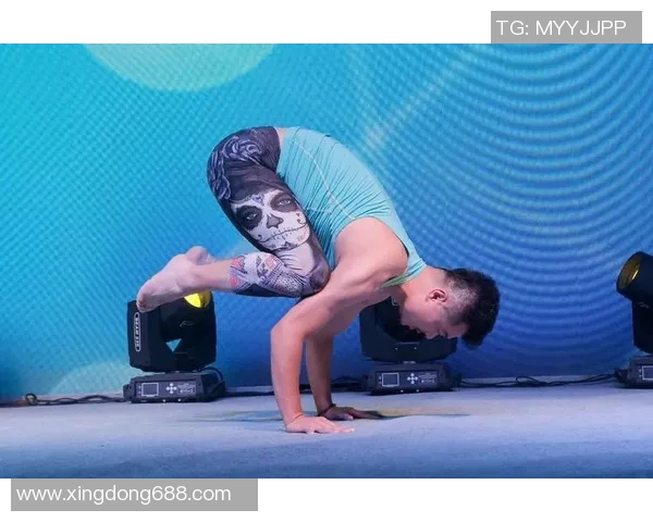 足球明星跨界挑战踢篮球精彩瞬间集锦展示运动员多才多艺的魅力