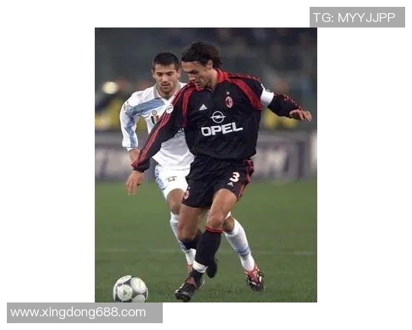 足球明星金属挂件推荐及其独特魅力解析让你爱不释手